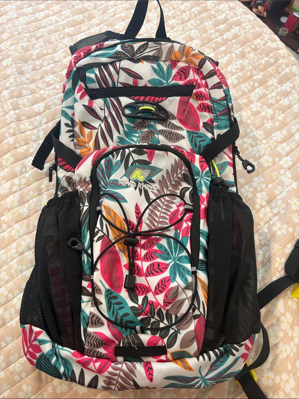 NeoRhino Floral Leaf Print Backpack with new water bladder . Multicolor